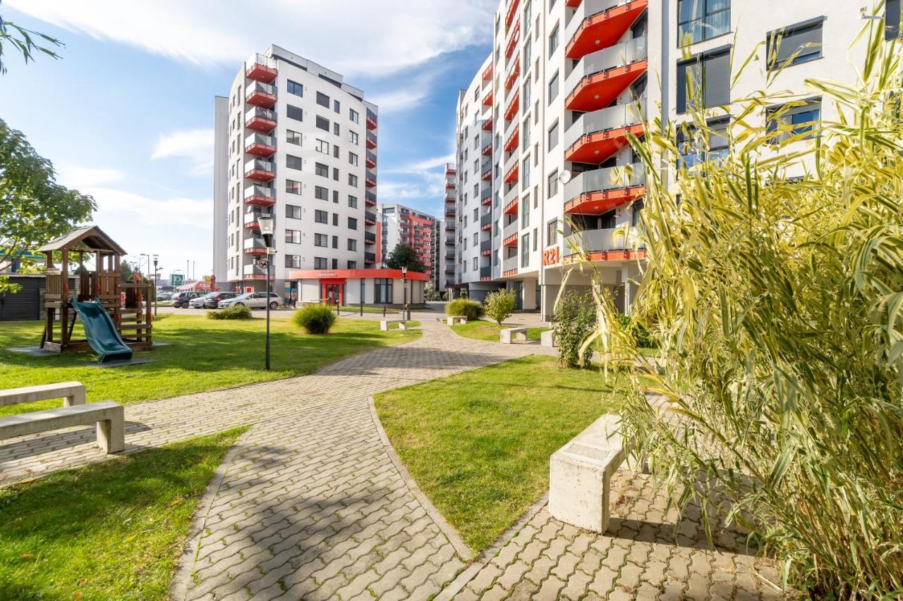 Ari - Ared Luxurious Apartments With Balcony & Free Parking Arad Bagian luar foto