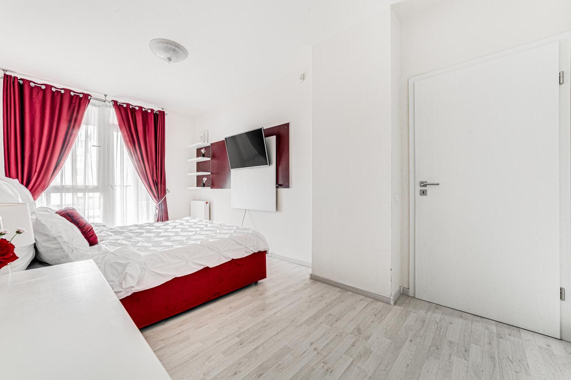 Ari - Ared Luxurious Apartments With Balcony & Free Parking Arad Bagian luar foto