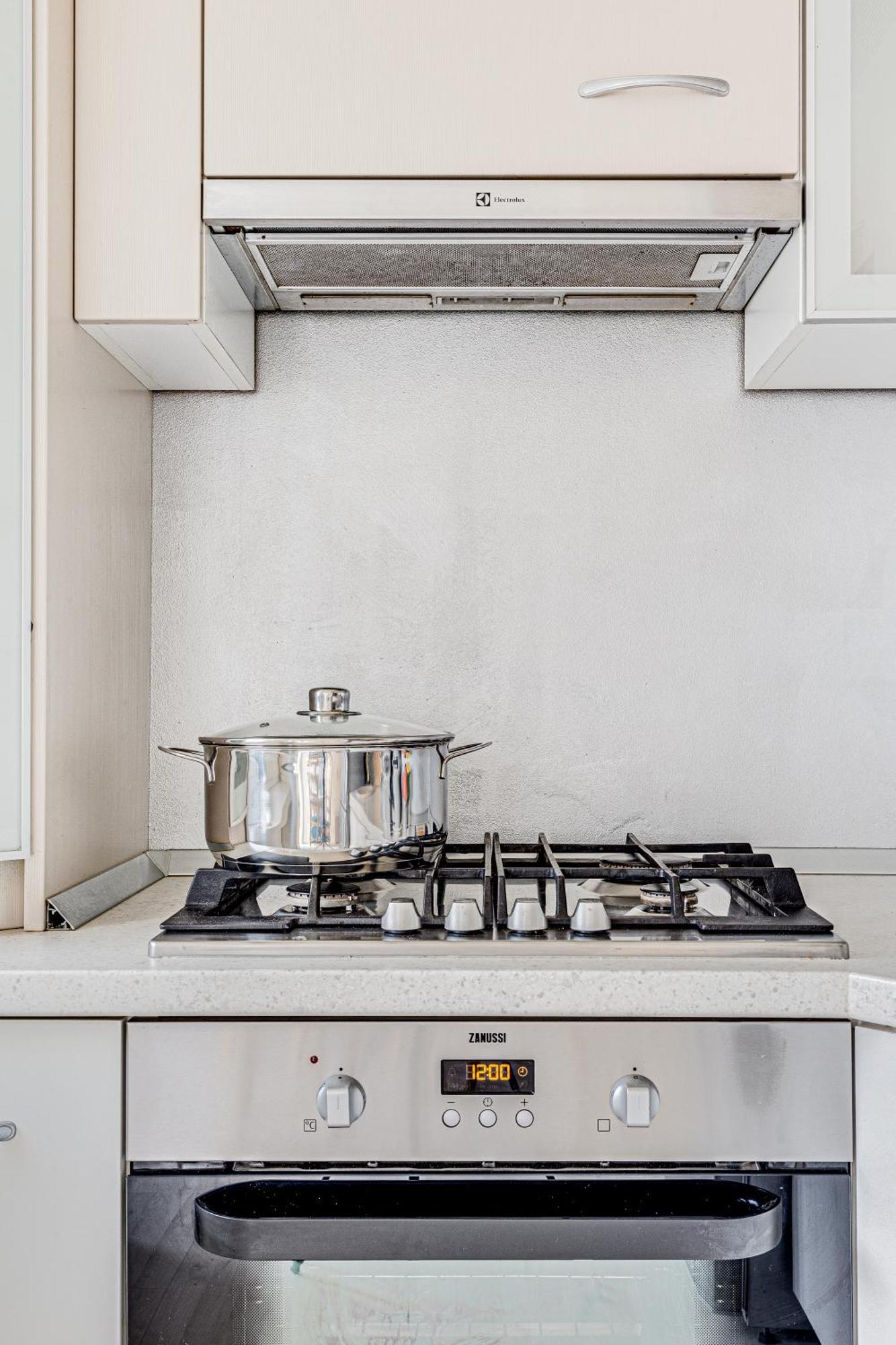 Ari - Ared Luxurious Apartments With Balcony & Free Parking Arad Bagian luar foto