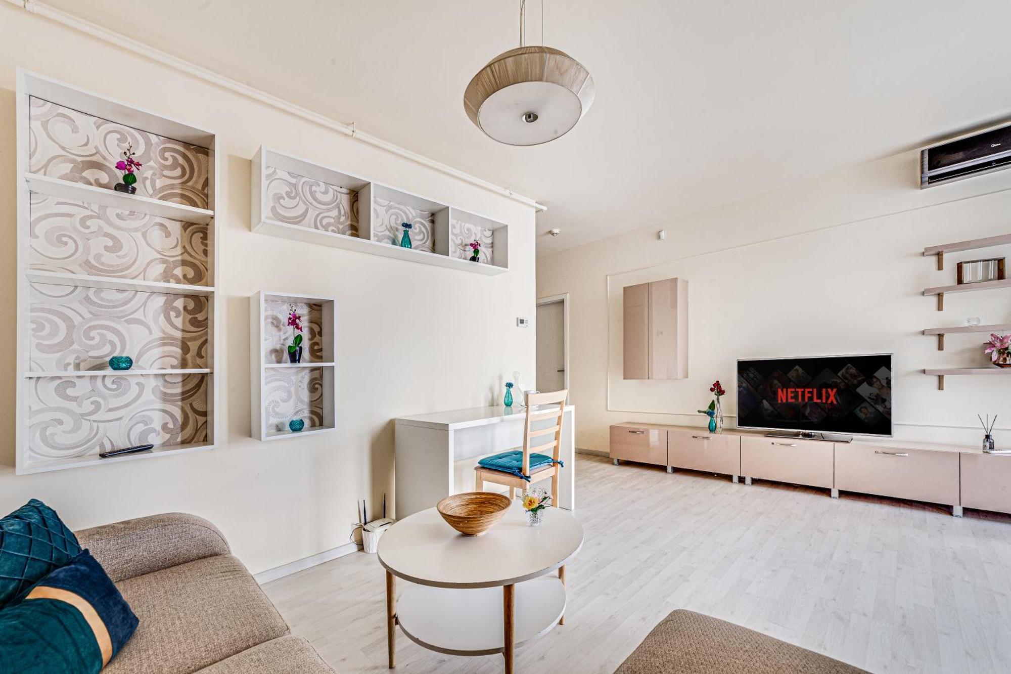Ari - Ared Luxurious Apartments With Balcony & Free Parking Arad Bagian luar foto