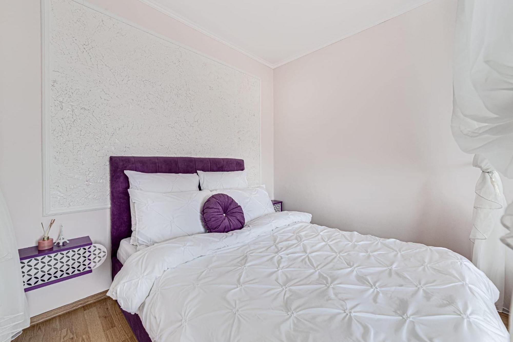 Ari - Ared Luxurious Apartments With Balcony & Free Parking Arad Bagian luar foto