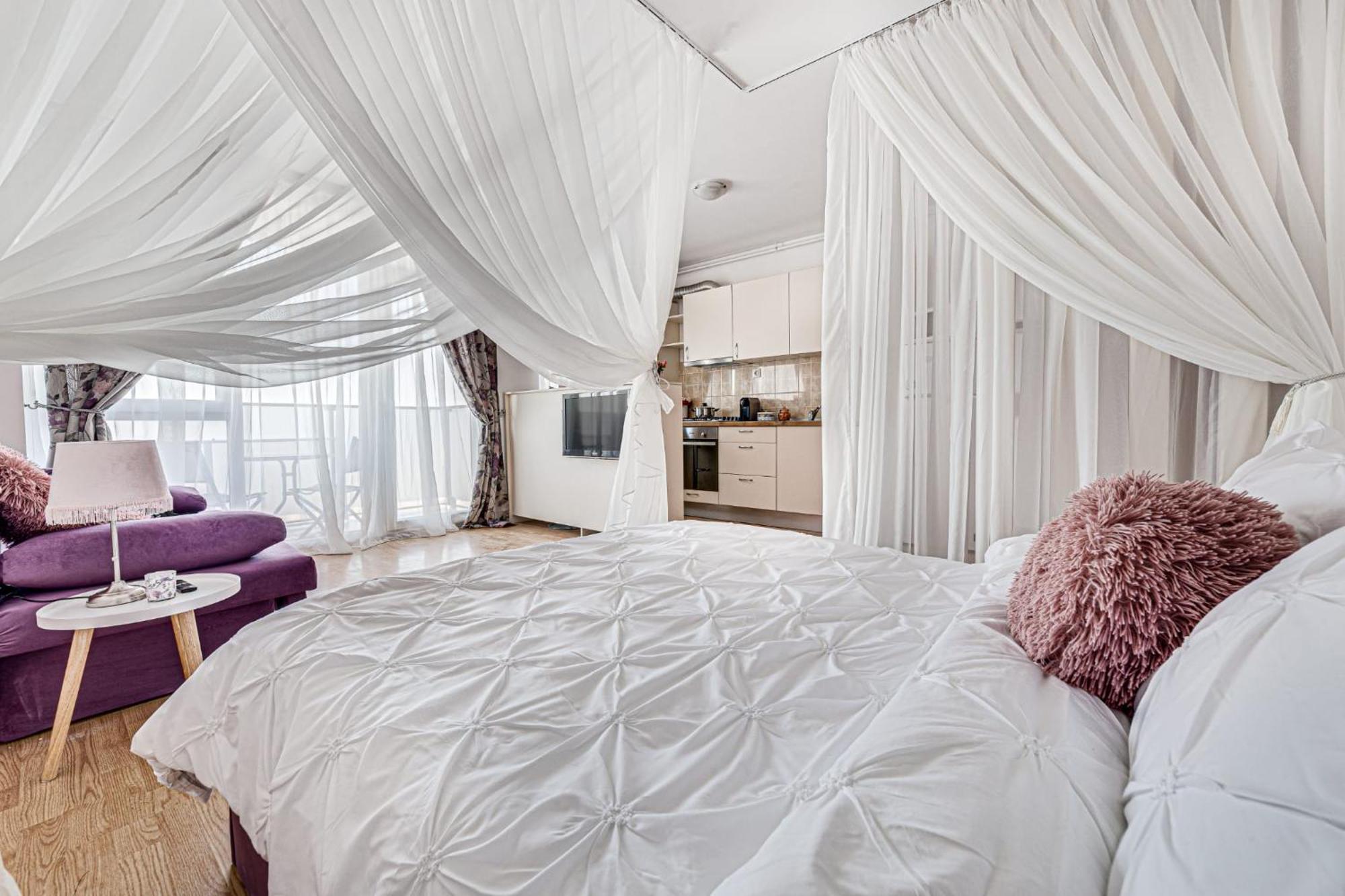 Ari - Ared Luxurious Apartments With Balcony & Free Parking Arad Bagian luar foto